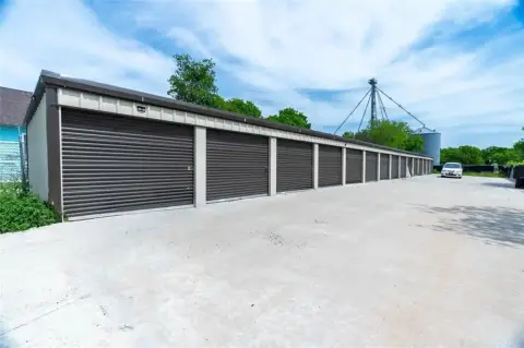 Self-Storage Facility in Hillsboro, TX