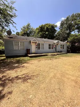 Duplex With Separate Utilities