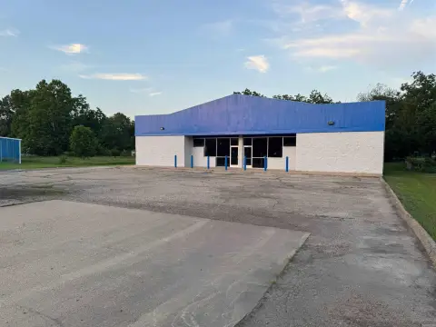 Main Street Retail or Office