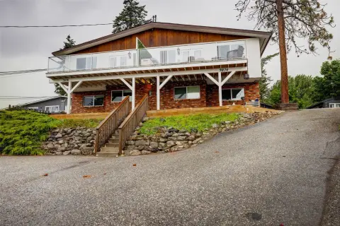 Renovated Duplex with Lake Views