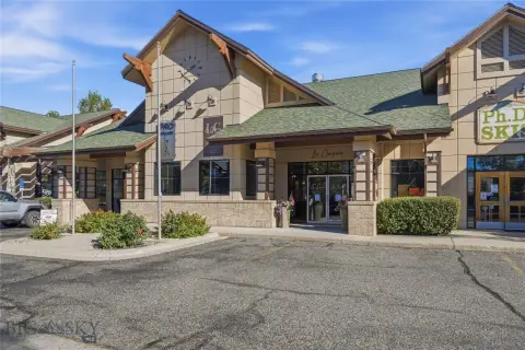 Retail Space with Commercial Kitchen