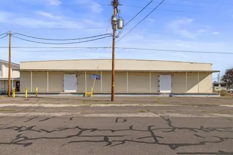 Klamath Falls Warehouse Spaces Available