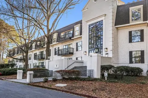 Renovated Condo in Buckhead Atlanta