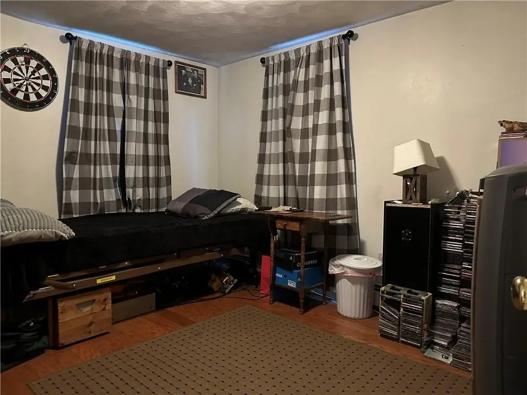 Picture 11