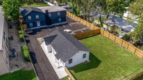 Renovated Triplex in St. Petersburg