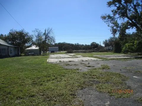 Commercial Lot in Okeechobee