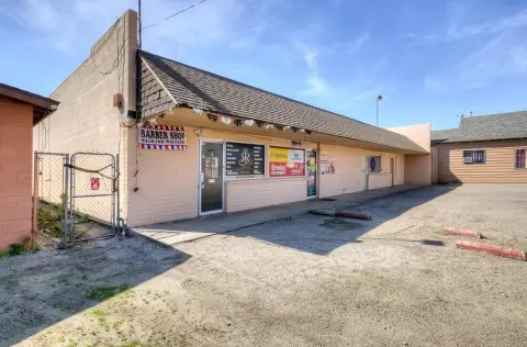 Commercial Property in Sultana, CA