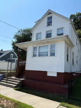 Multi-Family Home in Paterson City