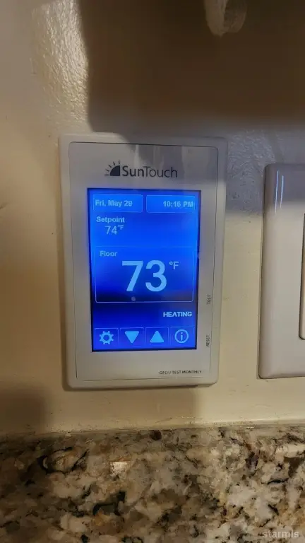 Picture 19