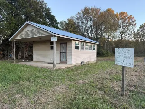 14.6 Acres with Truck Parking