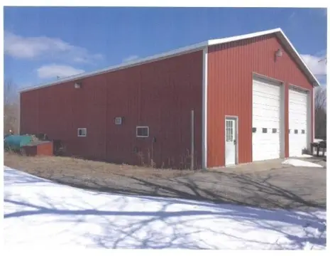 Holland Storage Building on Acre