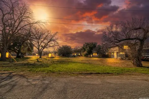 Residential Lot in Hondo, TX