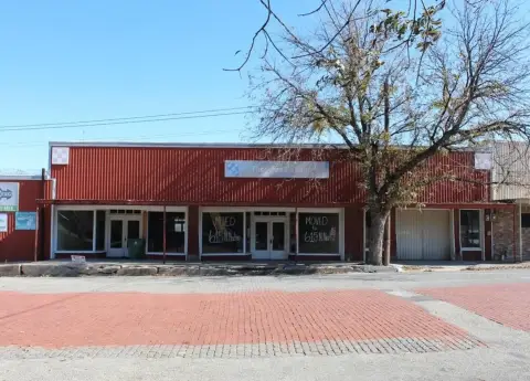 Downtown Coleman Commercial Opportunity