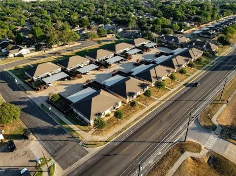 Multifamily Investment in Hewitt, Texas