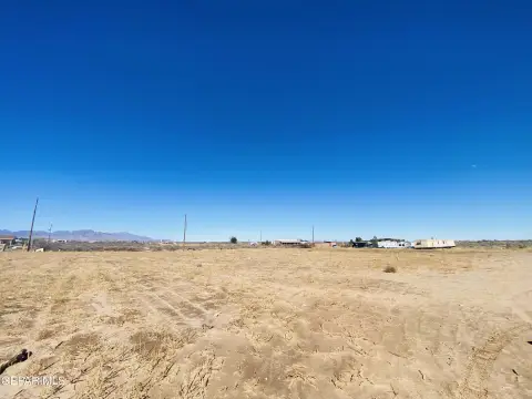 Land in Chaparral, NM