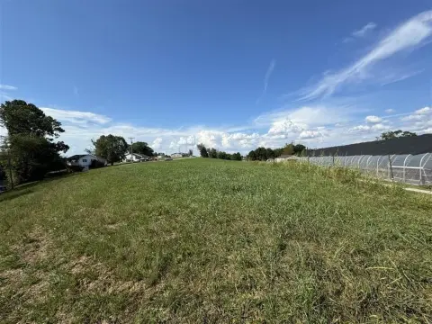 Unrestricted Land on Glasgow Road