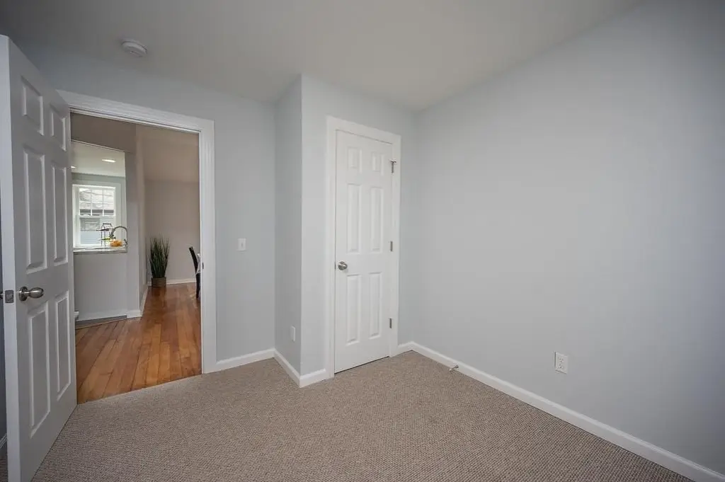 Picture 4