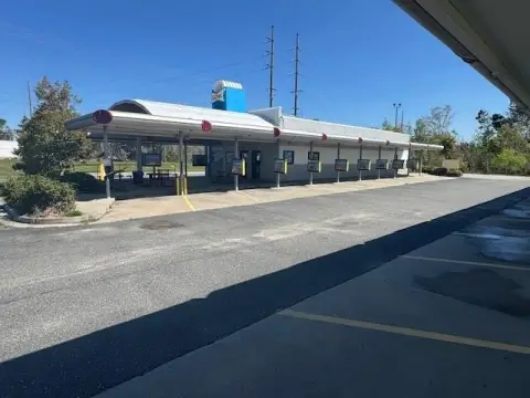 Former Drive-In Restaurant For Sale