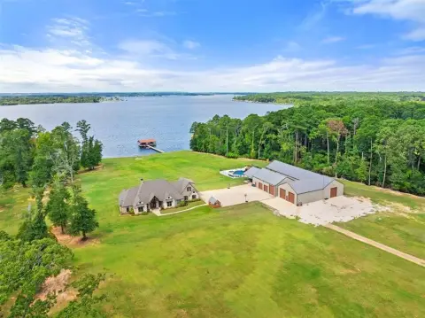 Lake Palestine Waterfront Legacy Estate