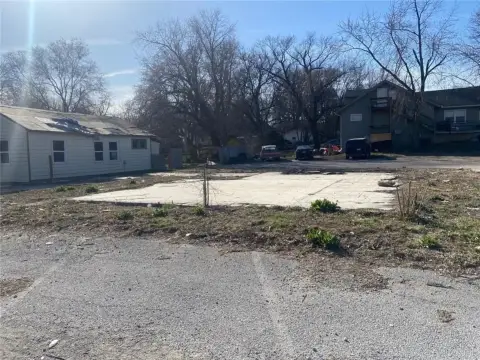 Commercial Land Corner Lot