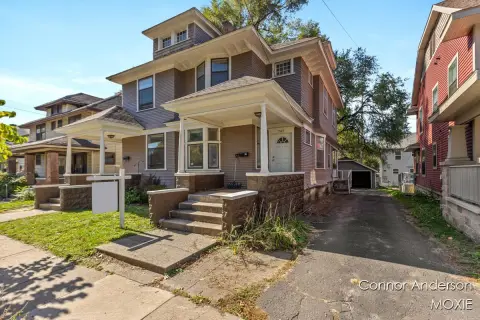 Grand Rapids Duplex Near Wealthy