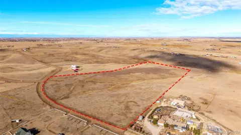 Expansive Land Parcel in Bennett
