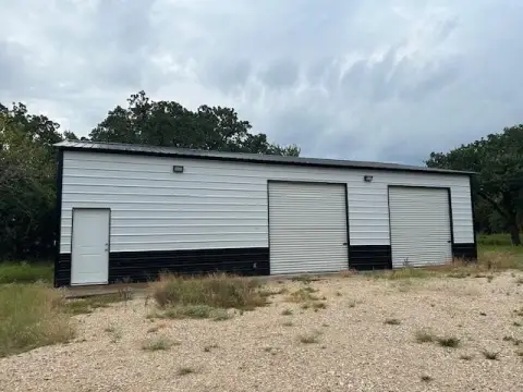 Springtown Warehouse with Roll-Up Doors