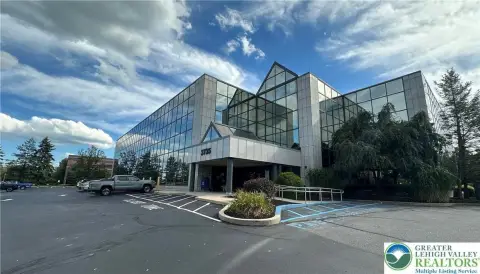 Medical/Professional Office Space Available