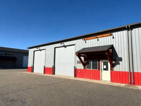 Flex Space with Overhead Doors