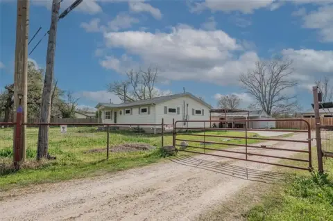 Azle Ranch with Development Potential