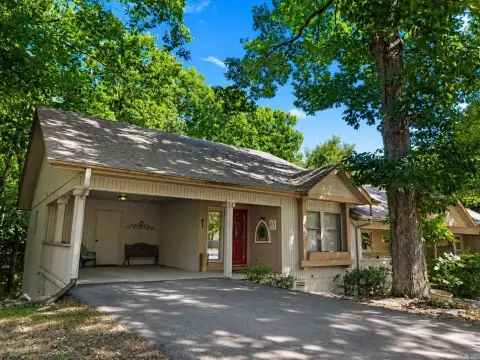Low-Maintenance Townhome with Carport