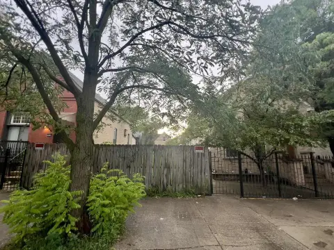 Vacant Lot in High-Traffic Area