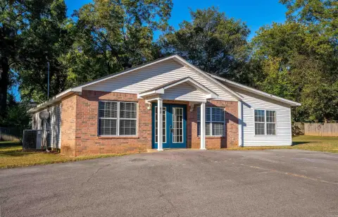 Searcy Commercial Land and Building