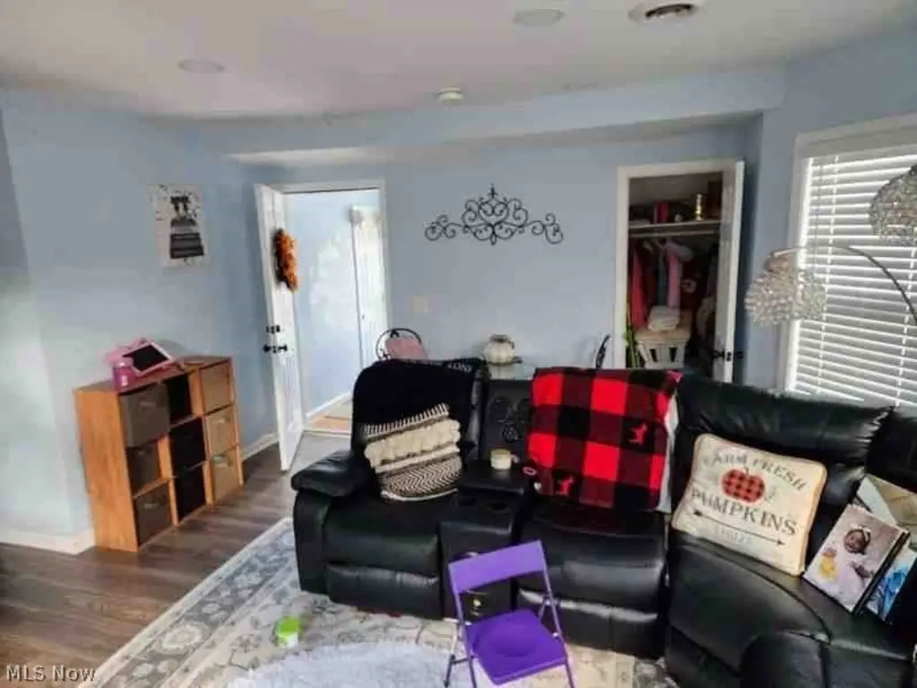 Picture 30