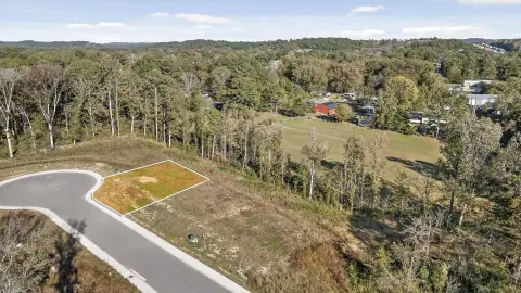 Chattanooga Land in Golf Community