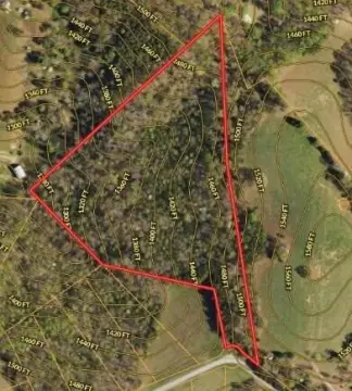 Large Acreage in Lake Community