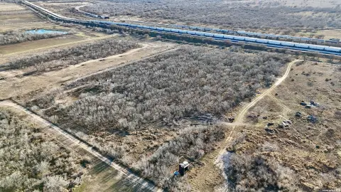 Floresville Land For Sale