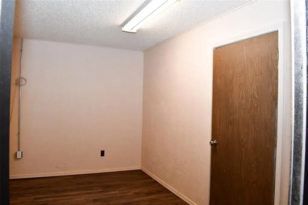 Picture 12