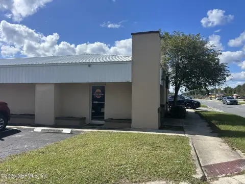Retail/Office Space in Palatka