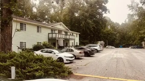 8-Unit Apartment Building