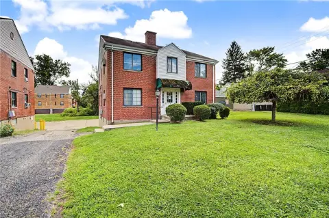 Brick Quadplex