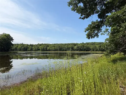 Private-Lake Recreation Land