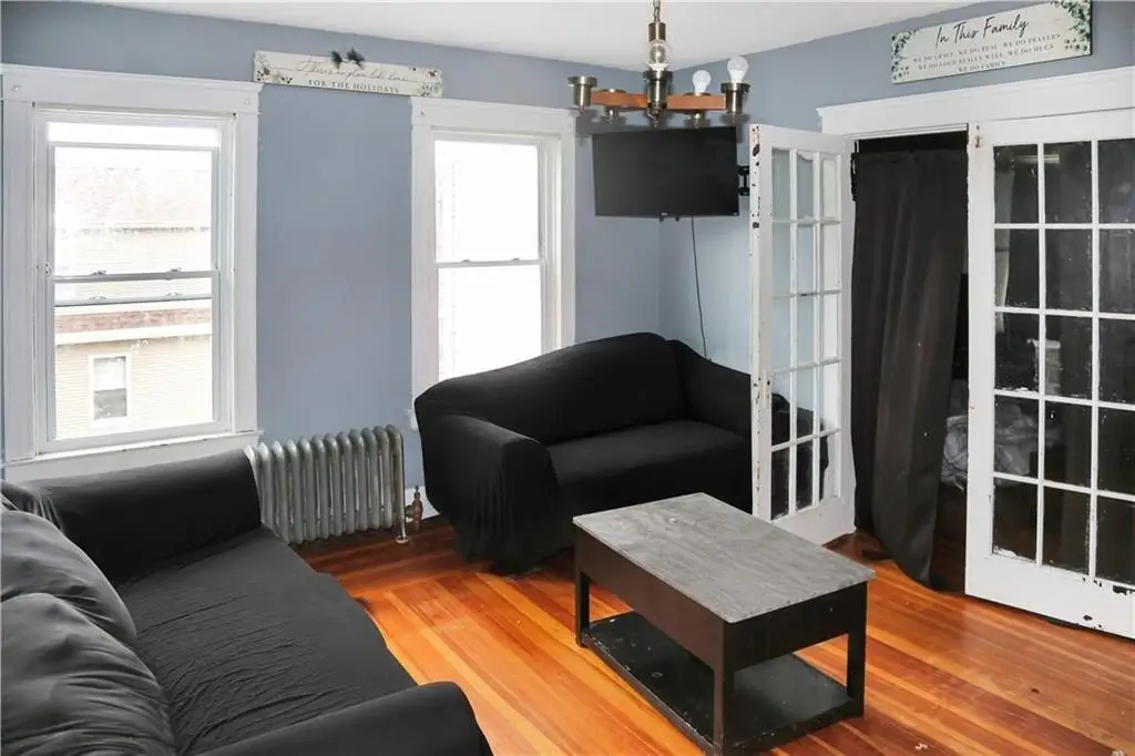 Picture 9