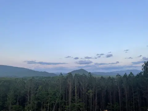 Land in Mountain Community