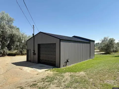 Heated Shop on Large Lot