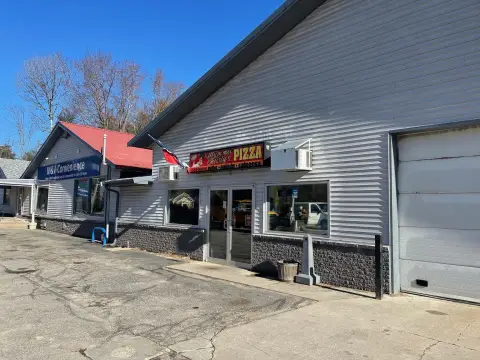 Year-Round Takeout Restaurant