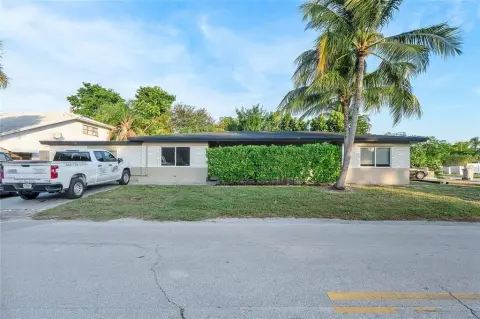 Pompano Beach Triplex For Sale