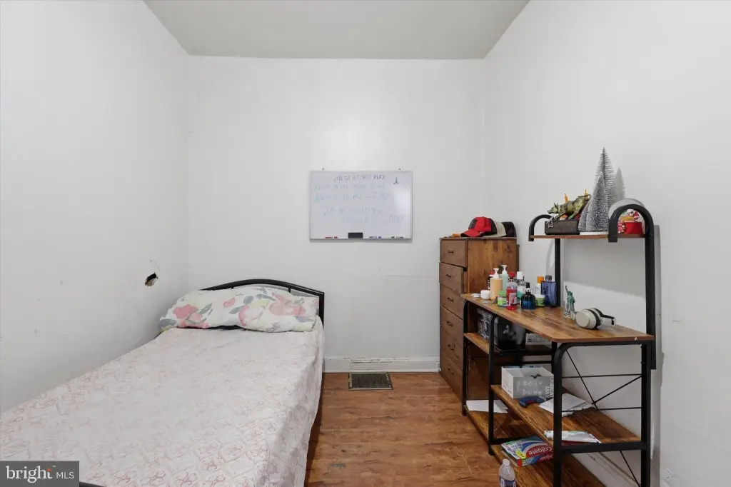 Picture 17