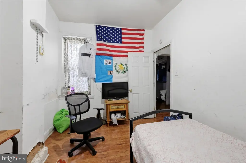 Picture 18