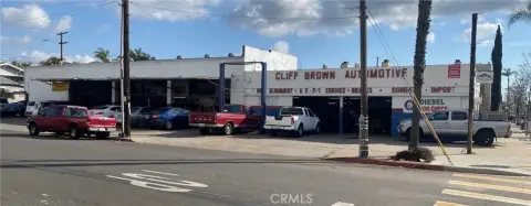 San Diego Retail Auto Facility